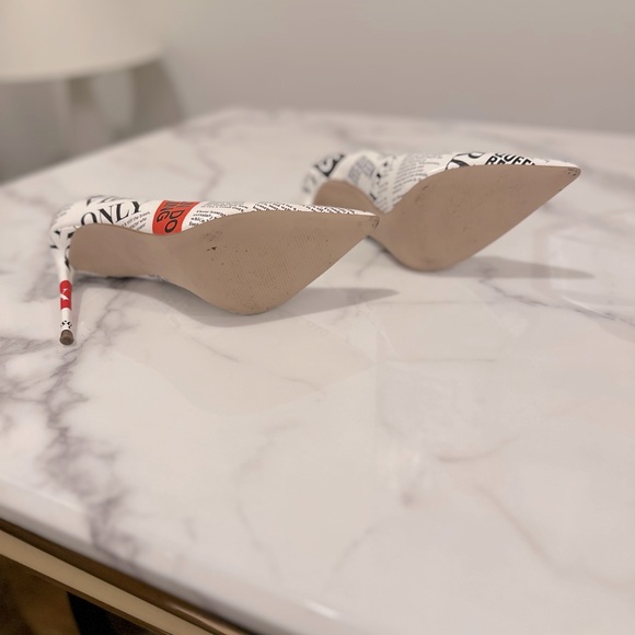 Steve Madden Newspaper Print Vala’s size 8.5 NWT - Picture 5 of 9